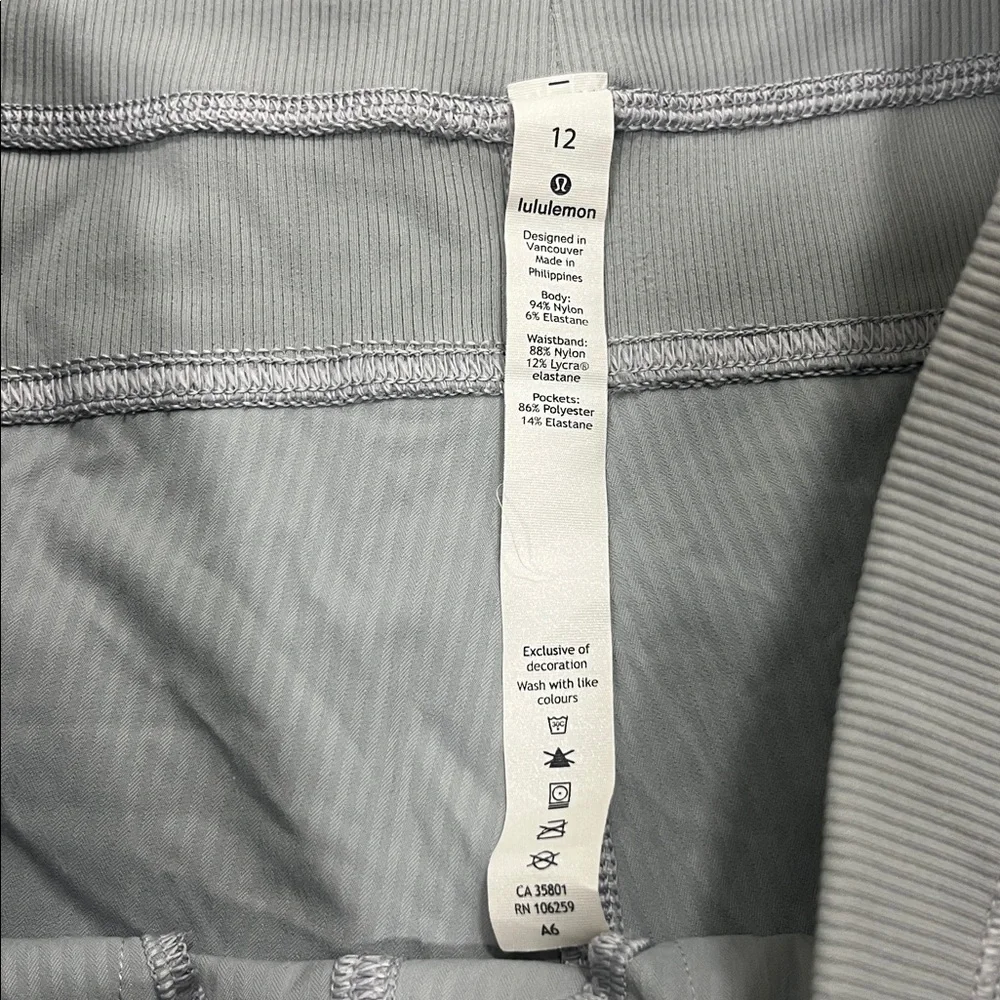 Lululemon Joggers - Picture 2 of 4